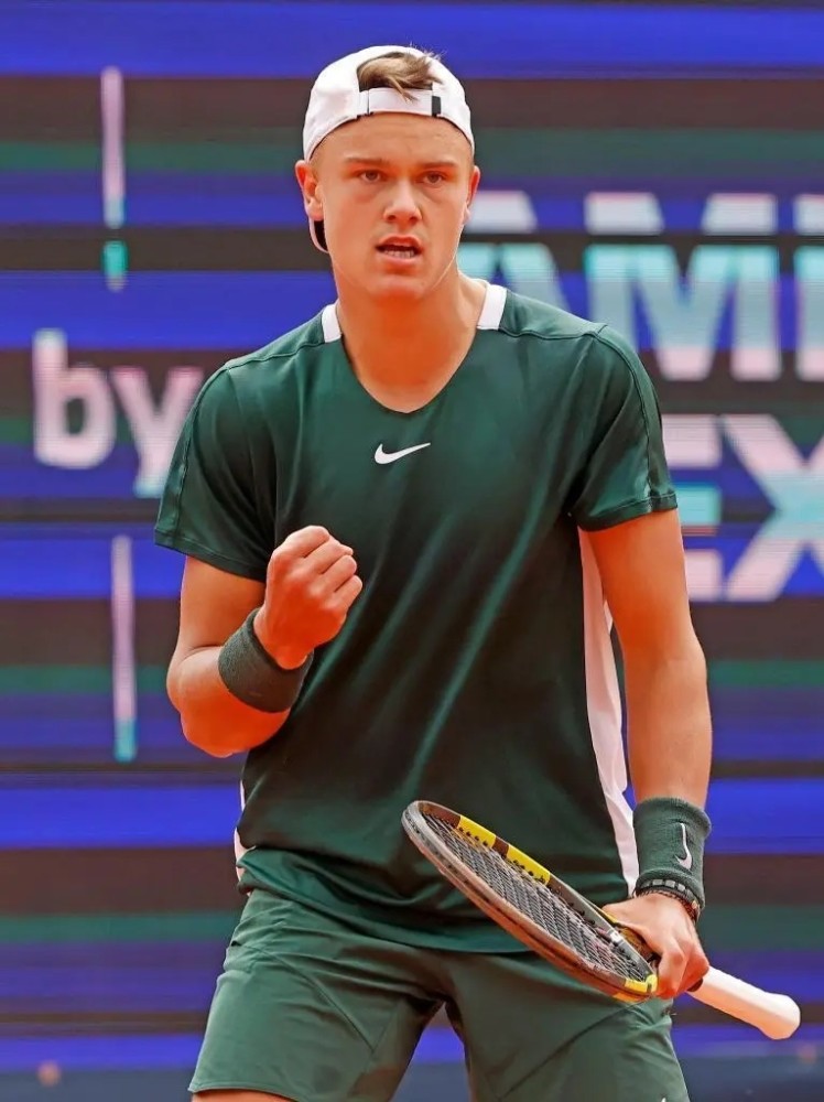 曼的整体竞 曼的整体竞