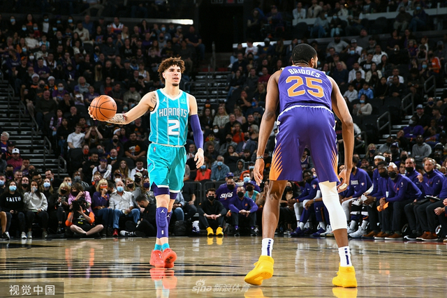 撑竿跳比赛 撑竿跳比赛